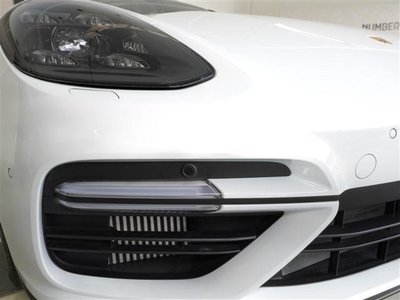 PORSCHE PANAMERA - 9