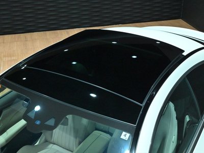 MERCEDES-BENZ E-CLASS COUPE - 9