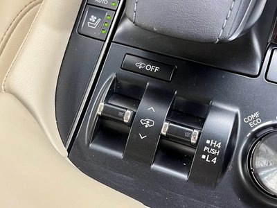 2015 Lexus LX 缩略图 45