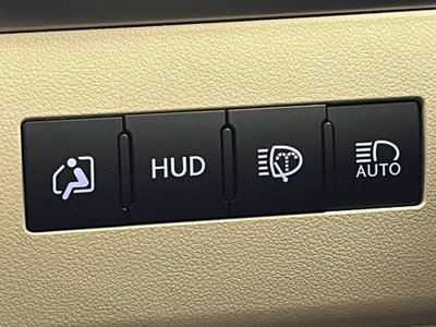 2015 Lexus LX 缩略图 36