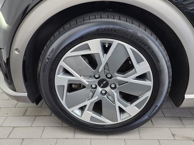 2022 Genesis GV60 photo 6
