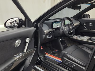 2022 Genesis GV60 photo 10