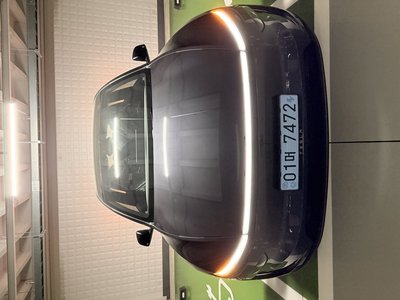 TESLA MODEL Y - 4