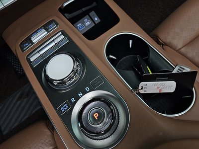 صورة مصغرة 12 لـ 2023 Genesis GV70