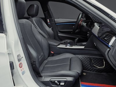 صورة مصغرة 12 لـ 2017 BMW 3 SERIES