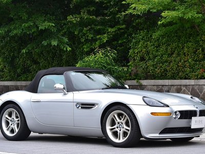 2002 BMW Z8 photo 2