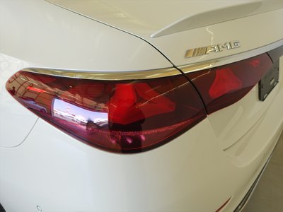 MERCEDES-BENZ E-CLASS AMG - 9
