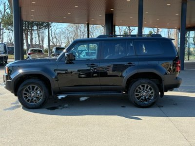 TOYOTA LAND CRUISER 250 - 7