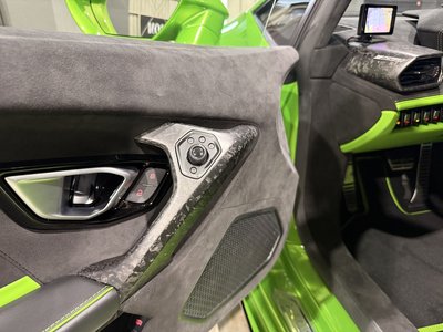 2024 Lamborghini HURACAN — миниатюра 32
