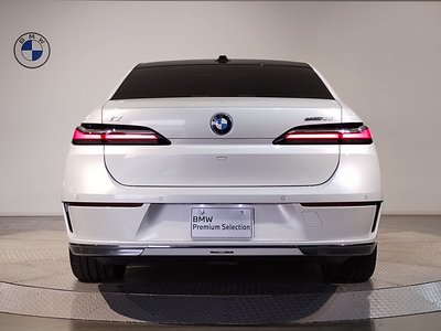 BMW I7 - 9