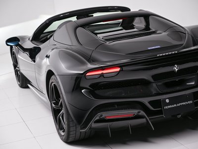 صورة مصغرة 15 لـ 2024 FERRARI 296 GTS