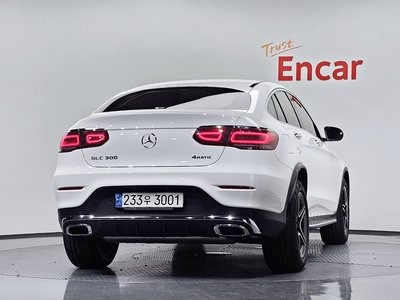 صورة 4 لـ 2023 Mercedes-BENZ GLC