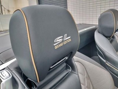 MERCEDES-BENZ SL - 9