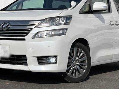 2013 Toyota VELLFIRE 照片 4