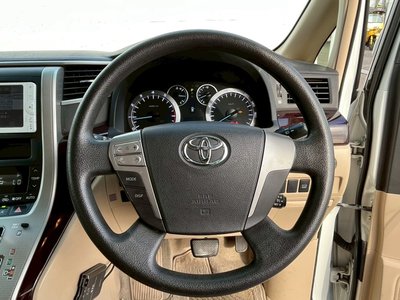 2013 Toyota VELLFIRE thumbnail 13