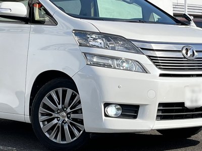 2013 Toyota VELLFIRE 照片 2