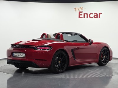 PORSCHE 718 - 4