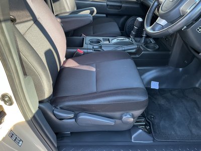 TOYOTA FJ CRUISER - 9