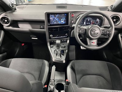 2026 Toyota GR YARIS 照片 7