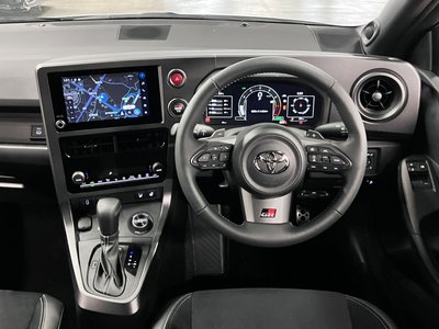 2026 Toyota GR YARIS 缩略图 14