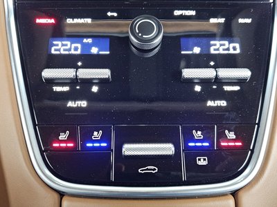 2023 Porsche PANAMERA — миниатюра 26