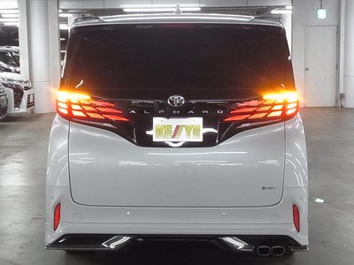 TOYOTA ALPHARD - 10