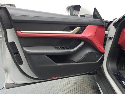 2023 Porsche TAYCAN thumbnail 14