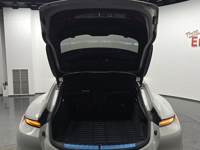 2023 Porsche TAYCAN thumbnail 34