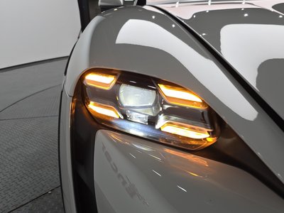 2023 Porsche TAYCAN photo 9