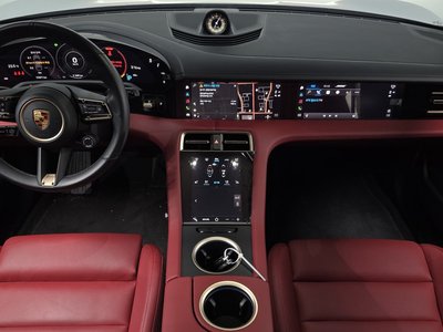 2023 Porsche TAYCAN photo 5