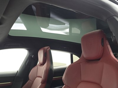 2023 Porsche TAYCAN thumbnail 35