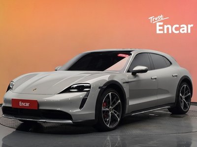 2023 Porsche TAYCAN photo 1