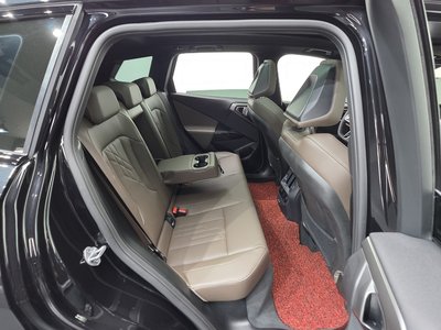 2026 BMW X3 thumbnail 23