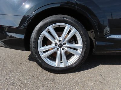 صورة 8 لـ 2024 AUDI Q7