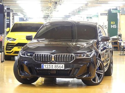 2024 BMW 6 SERIES GT photo 2