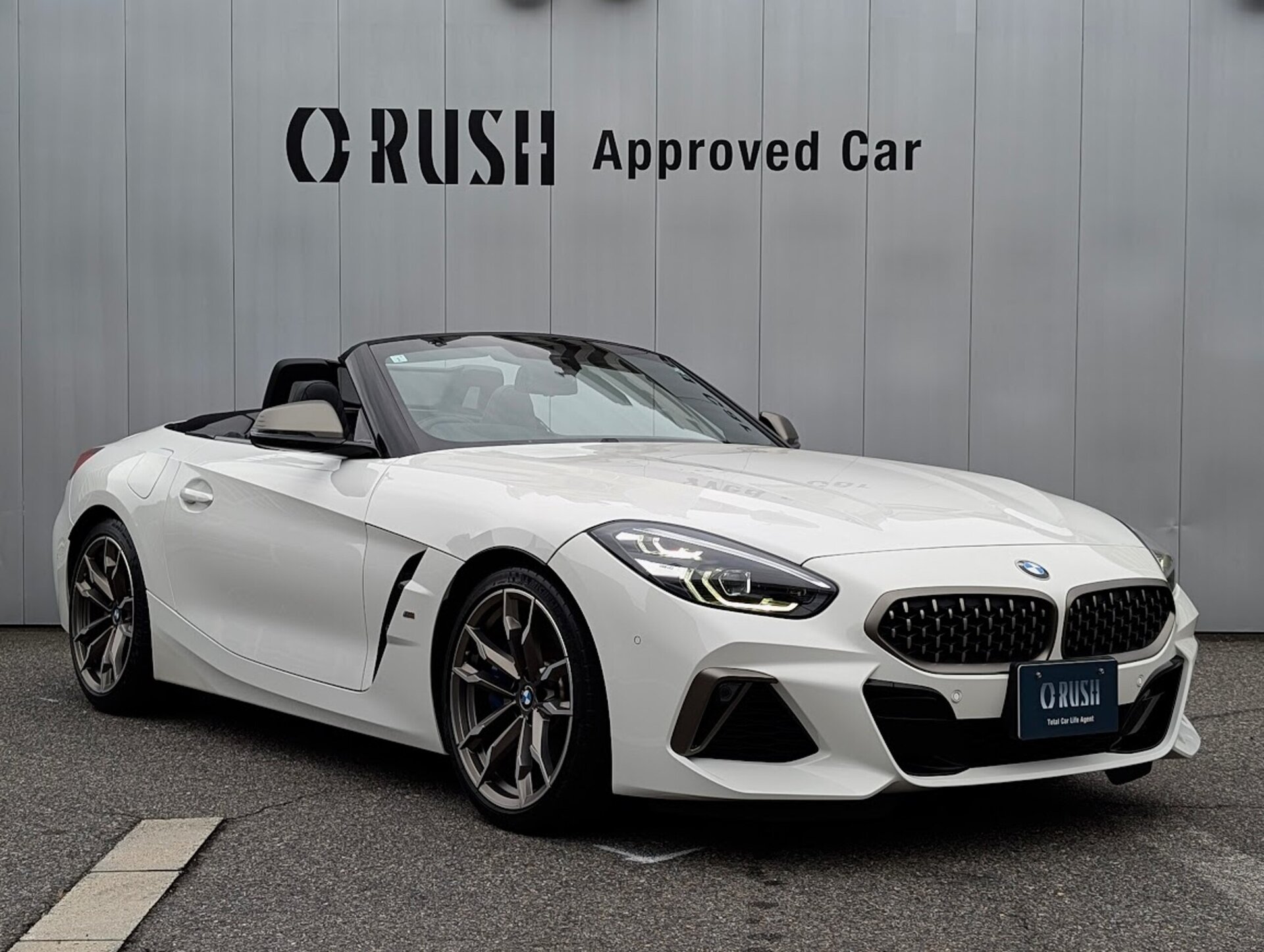 BMW Z4 - View 1