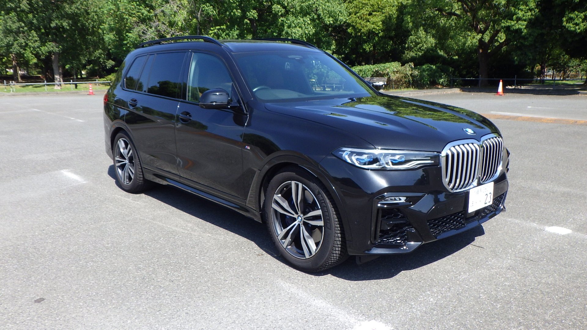 BMW X7 - View 1