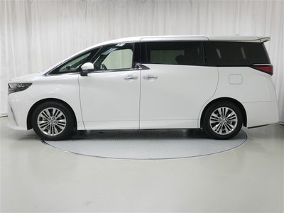 صورة 2 لـ 2023 Toyota ALPHARD