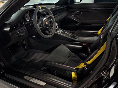 PORSCHE 911 - 4