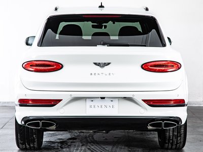2021 Bentley BENTAYGA photo 10