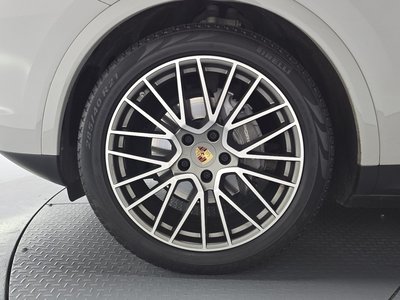 PORSCHE CAYENNE - 6