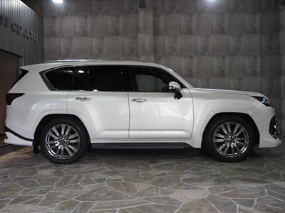 LEXUS LX - 4