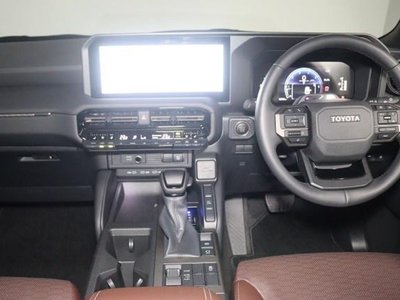 2024 Toyota LAND CRUISER 250 photo 2