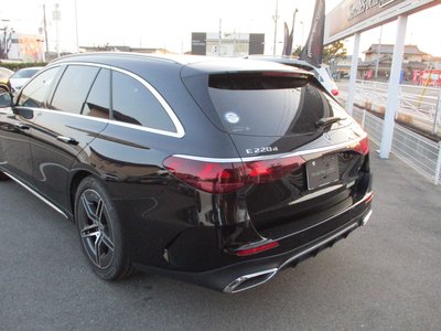 MERCEDES-BENZ E-CLASS - 4