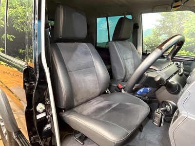 TOYOTA LAND CRUISER 70 - 8