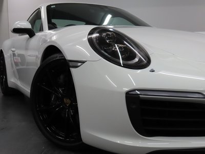 PORSCHE 911 - 9