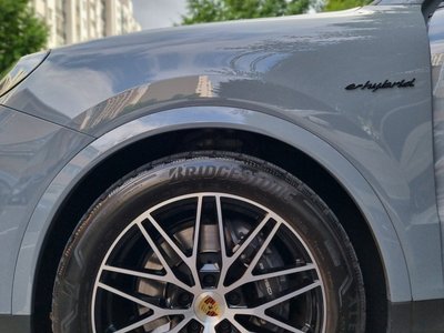 2024 Porsche CAYENNE 缩略图 16