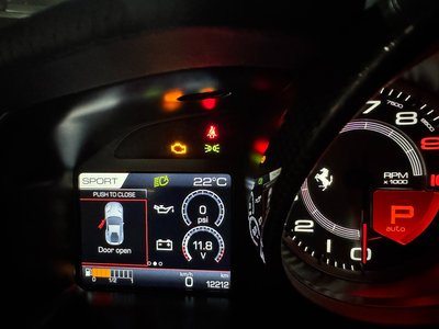 FERRARI 812 SUPERFAST - 8