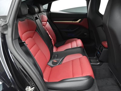 2025 Porsche TAYCAN thumbnail 12