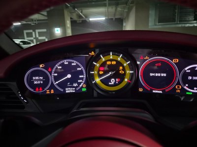 PORSCHE 911 - 9